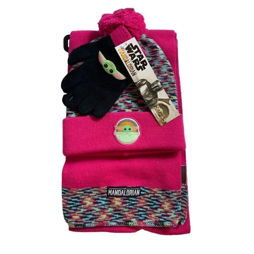 The Mandalorian Grogu aka Baby Yoda Hat, Scarf, & Mittens Set